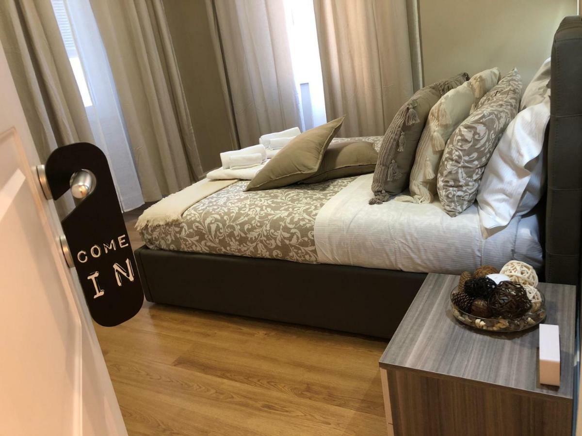 Pantheon Luxury Suite Рим Екстериор снимка