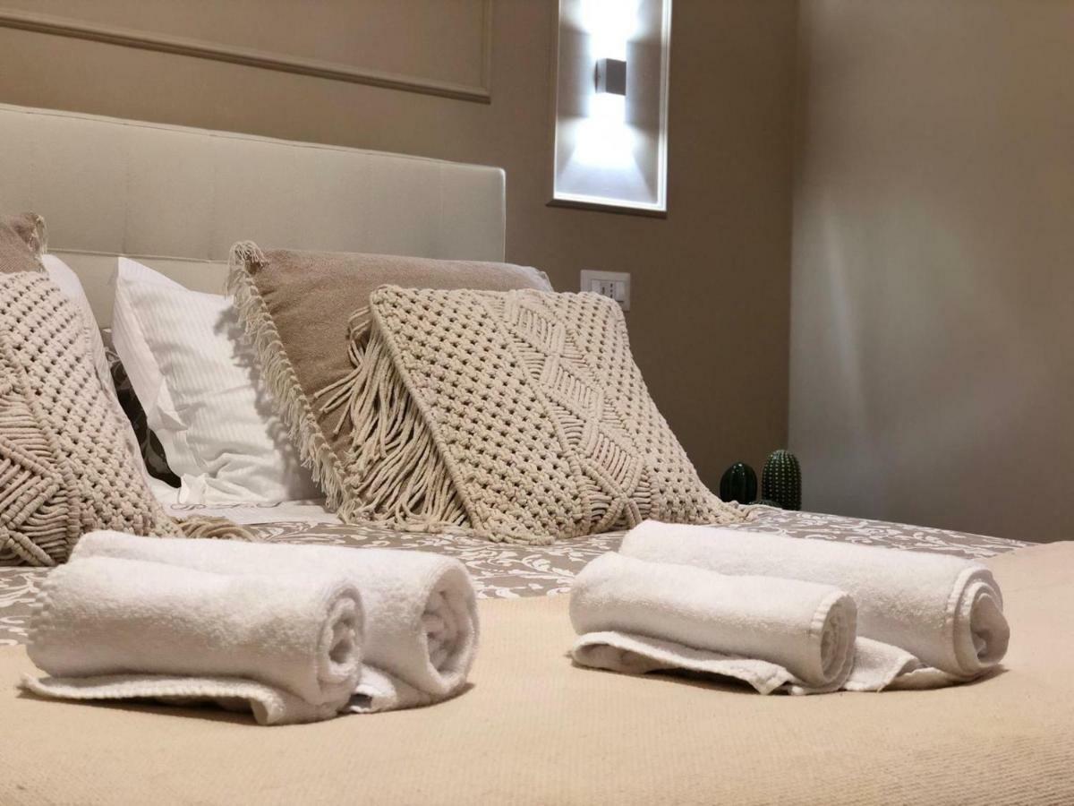 Pantheon Luxury Suite Рим Екстериор снимка