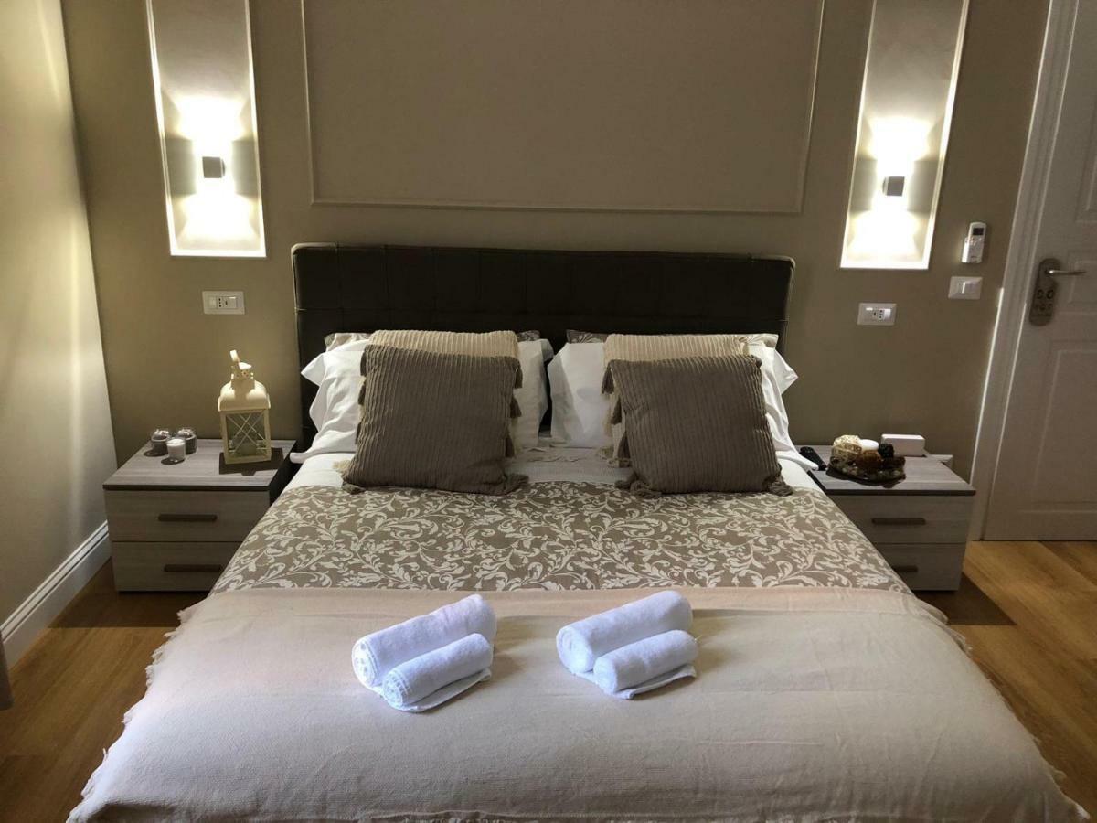Pantheon Luxury Suite Рим Екстериор снимка